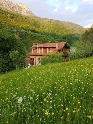 Apartamentos Rurales Buenamadre