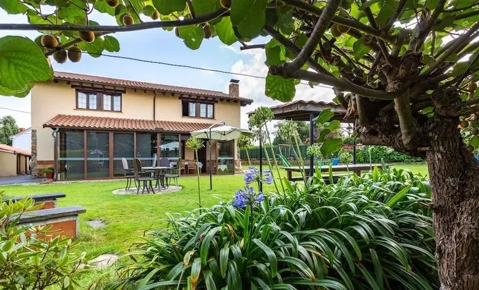Apartamentos Rurales Villa de Saín