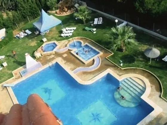 Apartamentos San Antonio 68 - Havuz