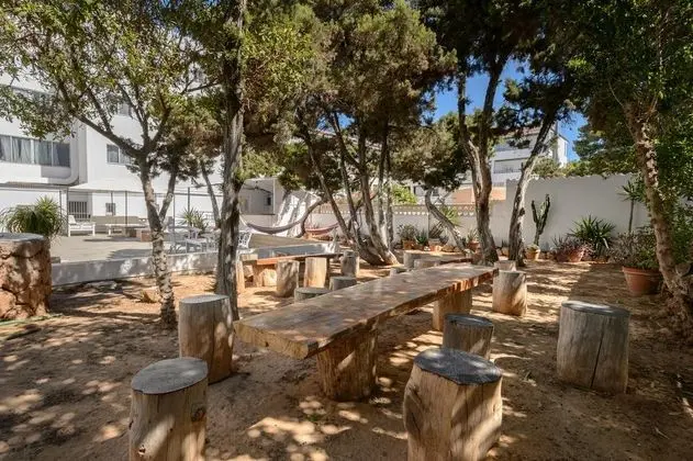 Apartamentos San Antonio Beach