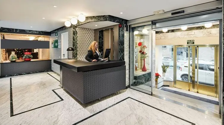 Apartamentos Sercotel Togumar - Lobi