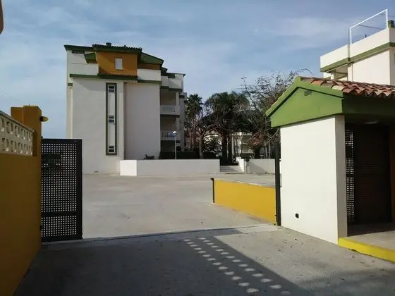 Apartamentos Serviden La Fontana - Dış Mekan