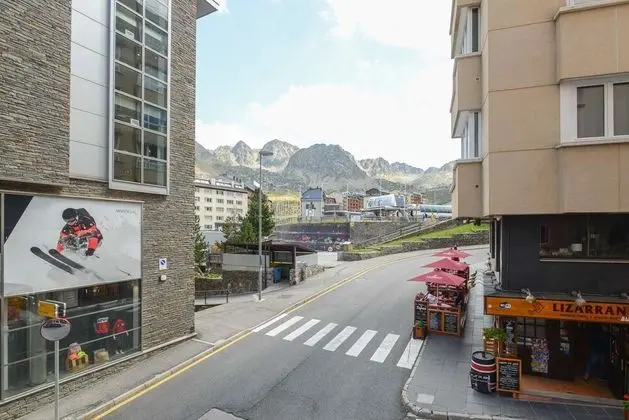 Apartamentos Sky 3000