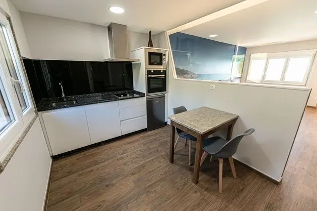 Apartamentos Touriñán Mar - Mutfak