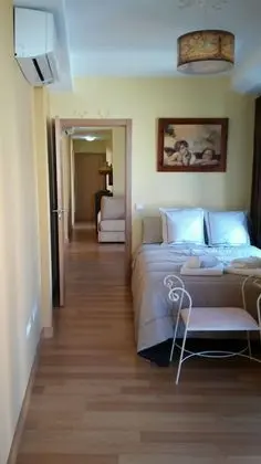 Apartamentos Turísticos La Garza