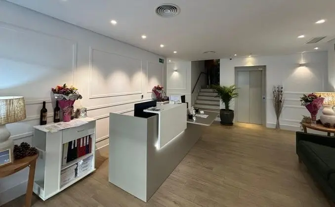 Apartamentos Turísticos La Plaza - Lobi