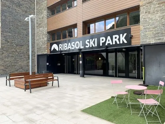 Apartamentos Vallnord 3000 - Dış Mekan