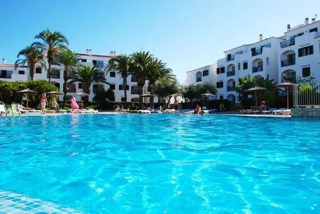Apartamentos Vista Blanes - Havuz