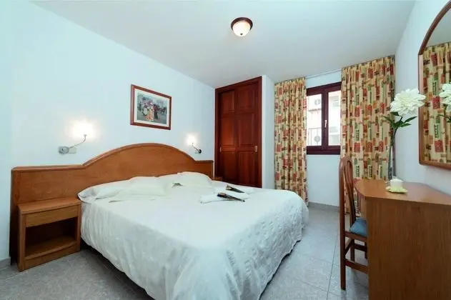 Apartamentos Xaloc HRC - Oda