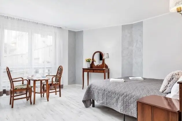 Apartamenty Awangardia Kasprowicza by Renters