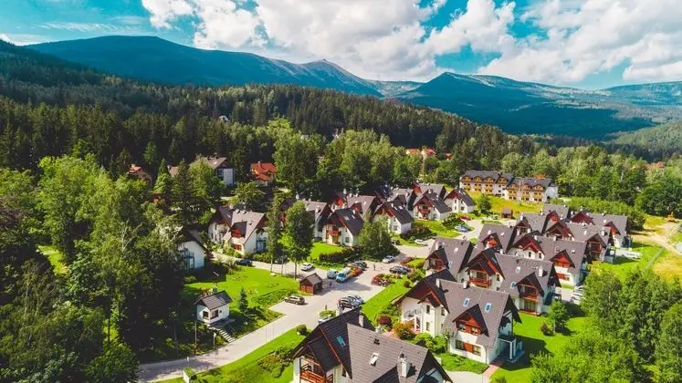 Apartamenty Sun & Snow Komuny Paryskiej - Dış Mekan