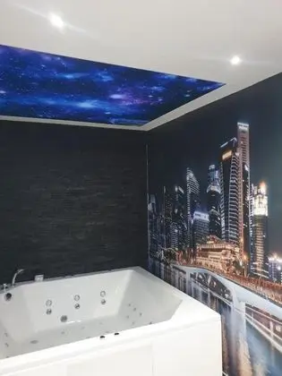 Apartman 2 S V Istocno Sarajevo Lukavica sa Jacuzzi Lux Spa Hilandarska Centar