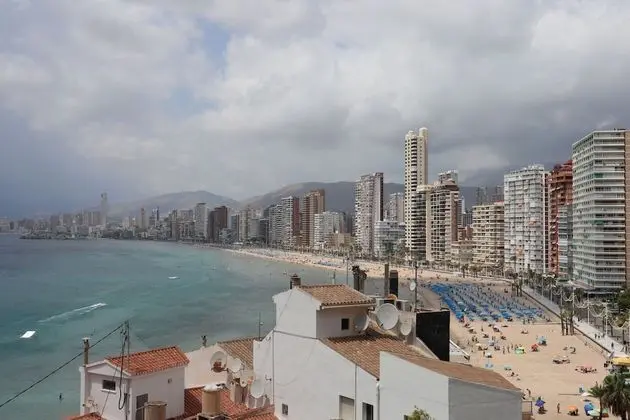 Apartment 1 bedroom 90m Levante Beach - Dış Mekan