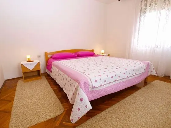 Apartment 1070