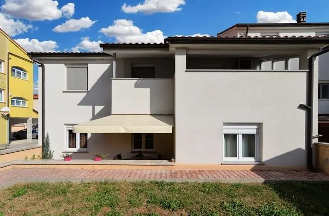 Apartment 1100