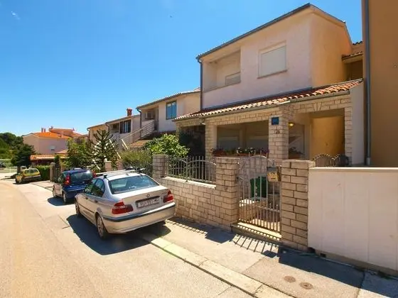 Apartment 1588