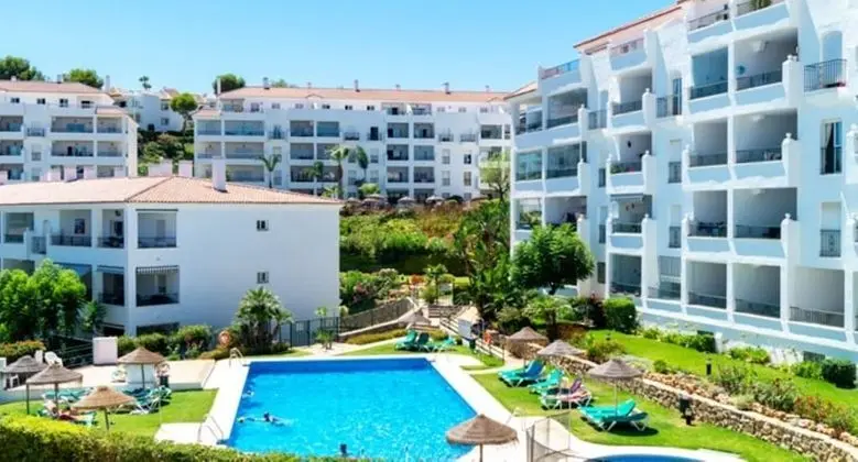 Apartment - 2 Bedrooms with Pool and WiFi - 107884