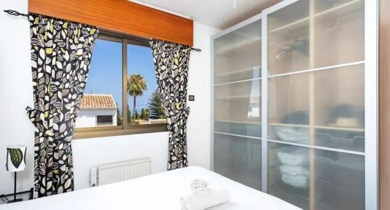 Apartment - 2 Bedrooms with Pool and WiFi - 107885