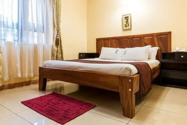 Apartment for 24 People in Blue Pearl - Kampala