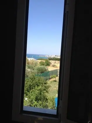 Apartment for 4 With Garden and Partial sea View - Oda