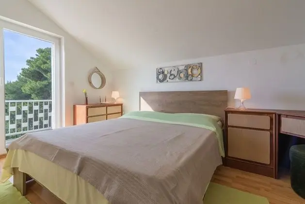 Apartment for 4 Guests Near the Beach in Biograd, Lovely Garden Modern Furnished