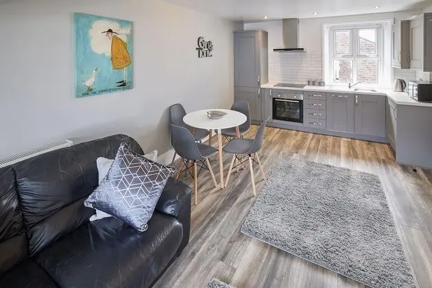 Apartment 4 at Khyber