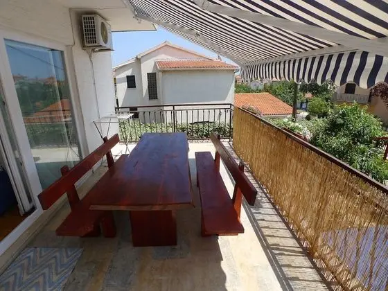 Apartment for 5 Persons With Balcony