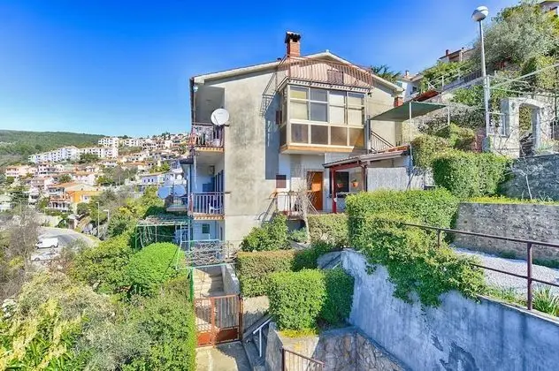 Apartment 650