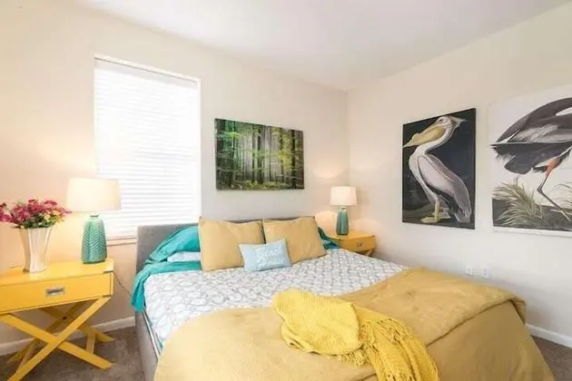 Apartment on 7 th Collins Ave - Oda