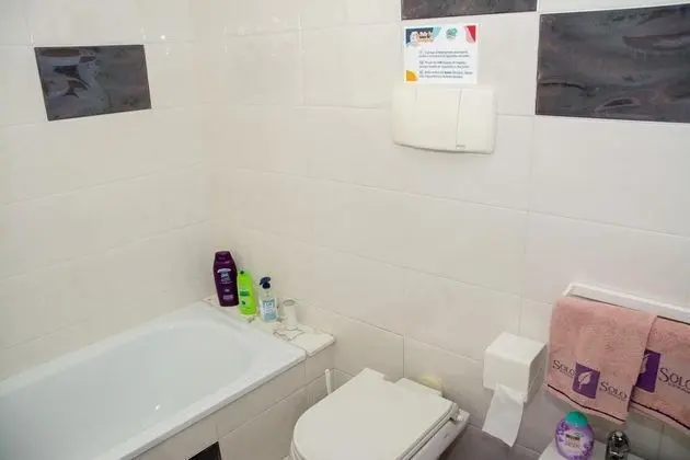 Apartment 8 bed Just 200 Meters From the sea - Oda