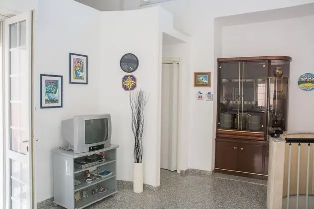 Apartment 8 bed Just 200 Meters From the sea - Oda