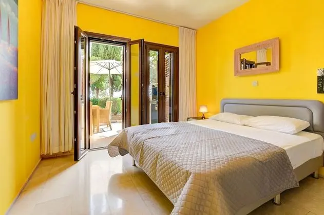 Apartment A02 - Roudias