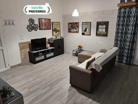 Apartment in Villa in Alcamo Marina With Swimming Pool