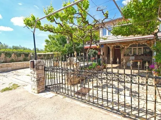 Apartment Aleksander 968