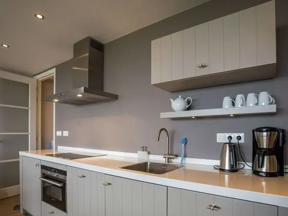 Apartment With all Comfort and Luxury on the Boulevard and the Beach - Mutfak
