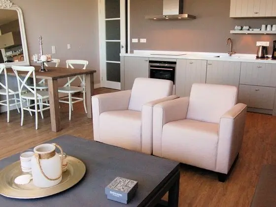 Apartment With all Comfort and Luxury on the Boulevard and the Beach - Yerinde Yemek