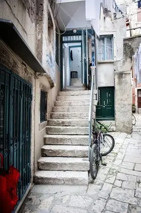 Apartment Art - Dış Mekan