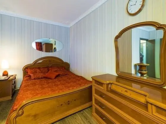 Apartment - Bakuleva 10