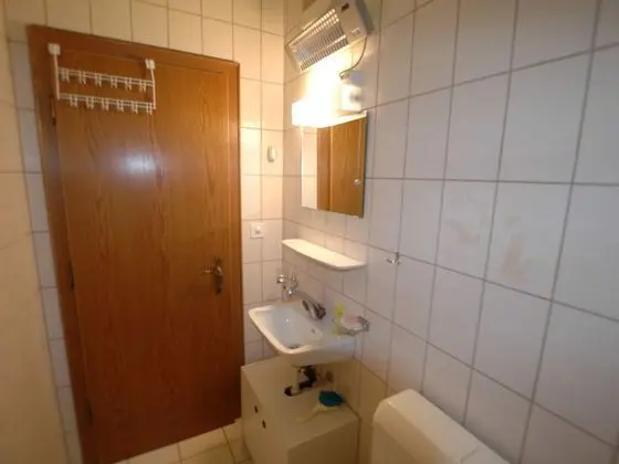 Apartment in Blatten With Mountain Views & Open Kitchen - Banyo Tipleri