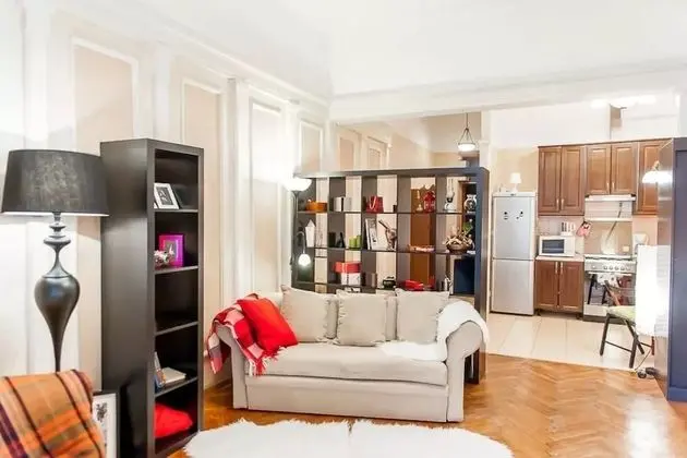 Apartment on Bolshoy Gnezdnikovskiy 10