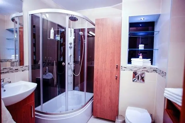 Apartment Bright & Comfy - Banyo Tipleri