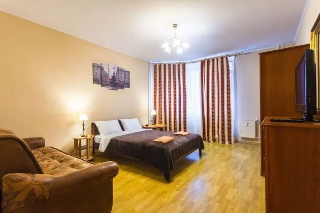 Apartment on Budapeshtskaya 7
