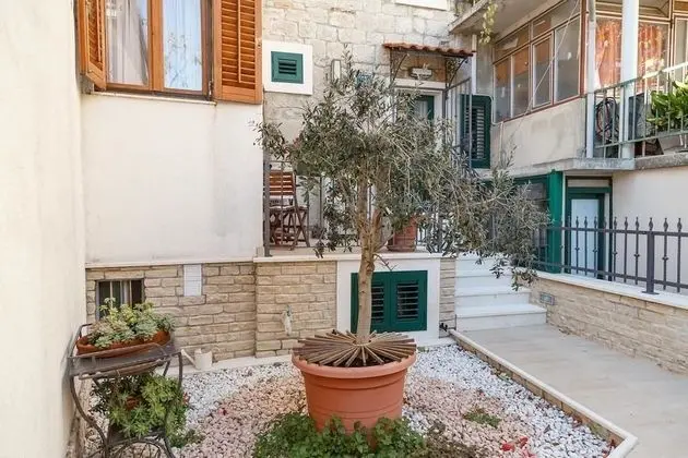 Villa Apartment Cambi