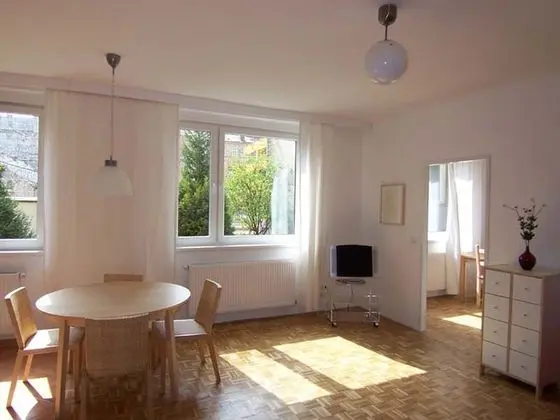 Apartment Center - Oda Düzeni