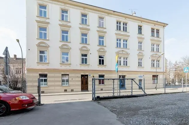 Apartment Chodkiewicza by Renters