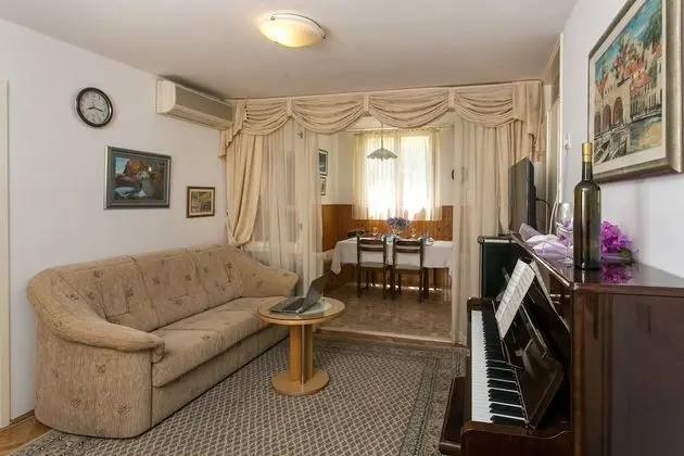 Apartment Domenica 1