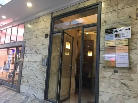 Apartment Duomo - Near Piazza del Duomo - Dış Mekan
