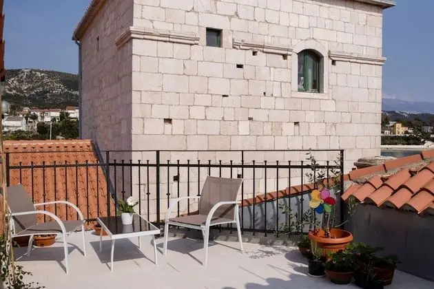 Apartment Four tower