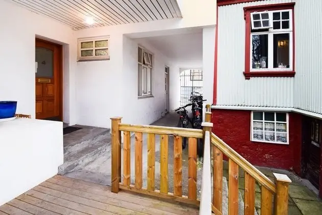 Apartment G4