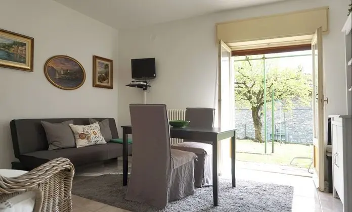 Apartment With Garden and Private Parking - Yerinde Yemek